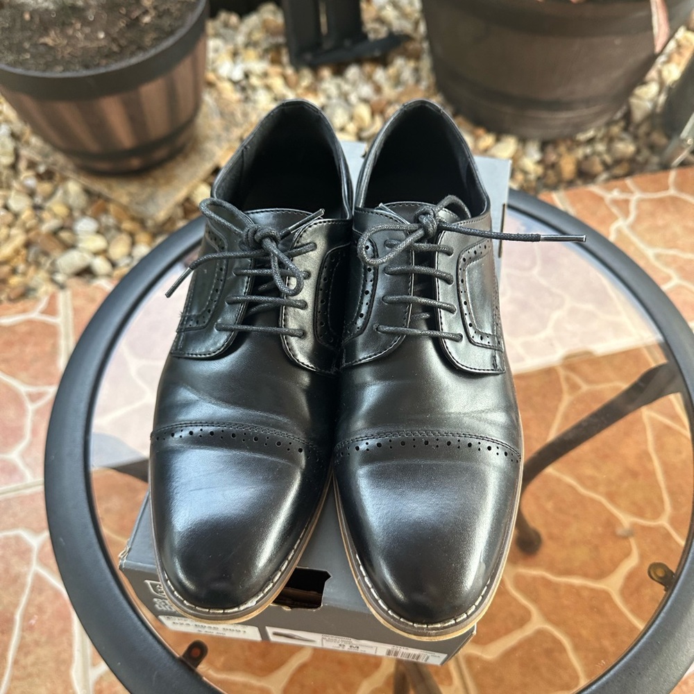Stacy Adams Black Oxfords Polished Leather Finish